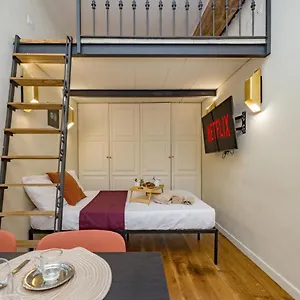 Charme Loft - 5 Min Duomo Apartment